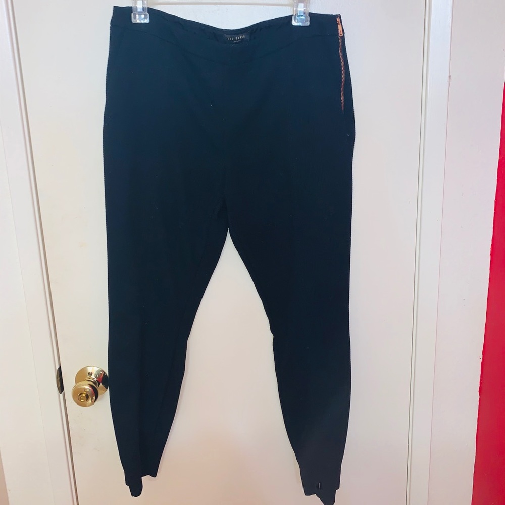 Ted Baker Cropped Low-Rise Pants Size 3